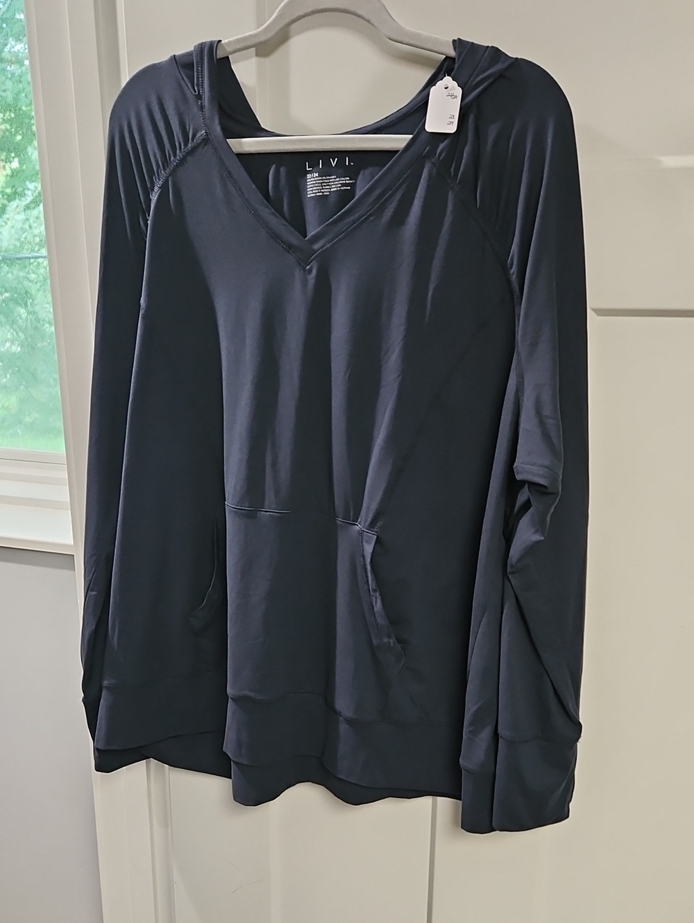 Livi Active Navy V-Neck Hooded Pullover